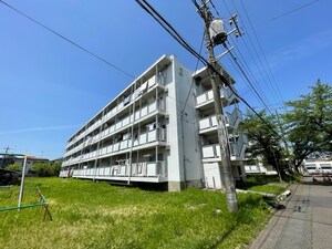 ビレッジハウス郷地２号棟外観写真