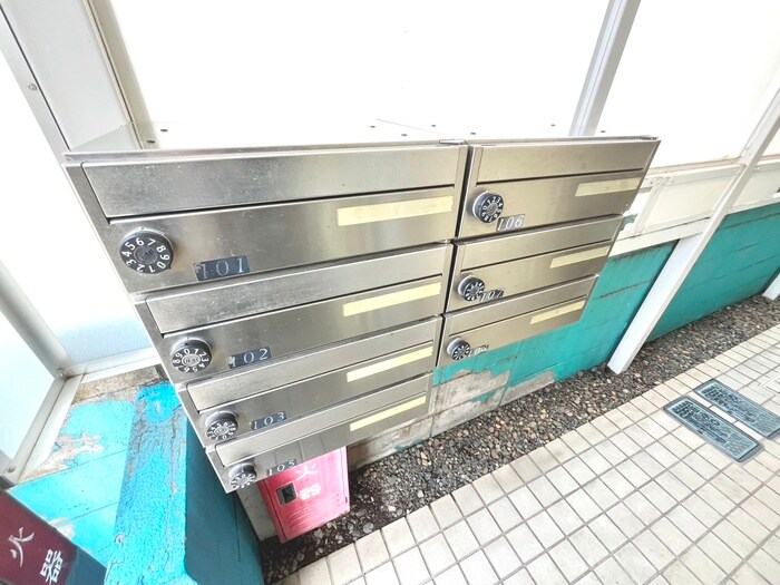 物件外観写真4　(建物設備)