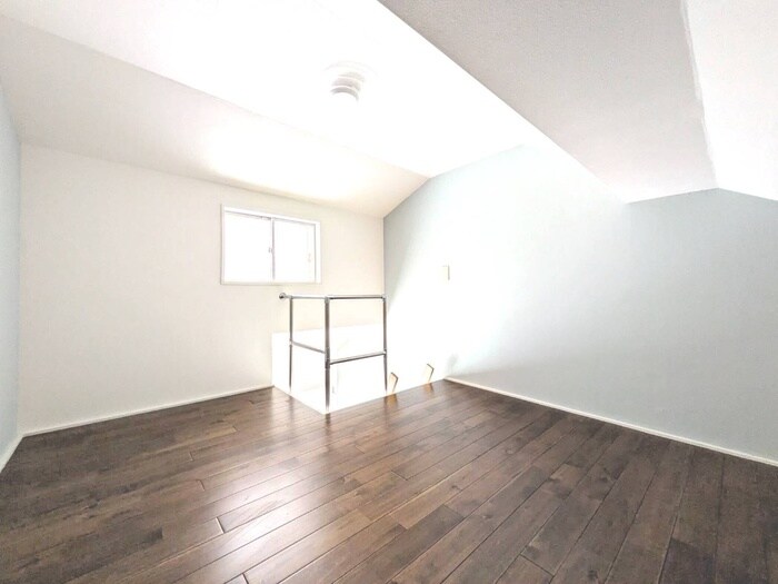 物件内観写真8　(ロフト)