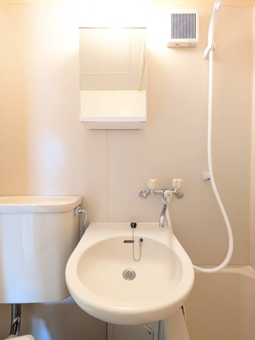 物件内観写真12　(洗面)