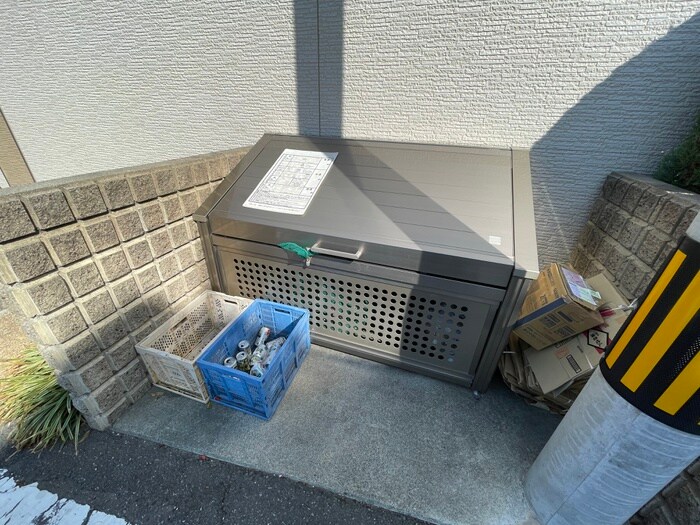 物件外観写真4　(建物設備)