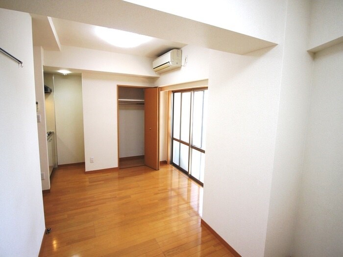 物件内観写真6　(居室)