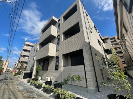 La　Cachette外観写真