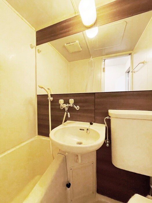 物件内観写真11　(洗面)