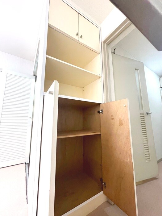 物件内観写真15　(収納)