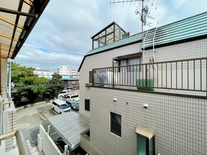 物件内観写真15　(室内からの展望)