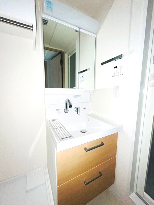 物件内観写真12　(洗面)