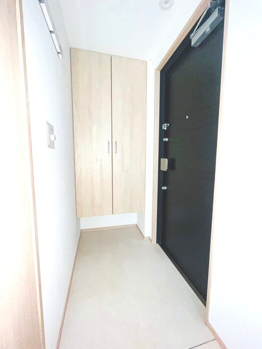 物件内観写真14　(玄関)