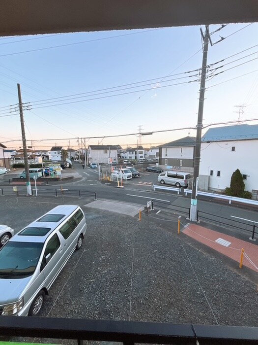 物件内観写真17　(室内からの展望)