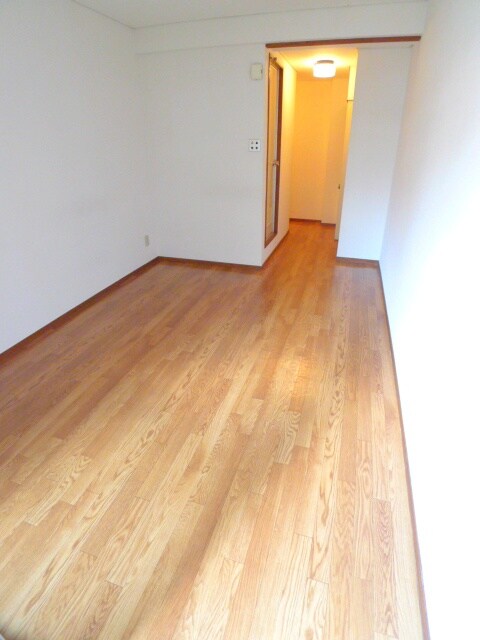 物件内観写真6　(居室)