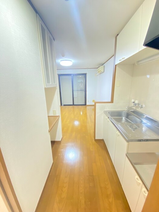 物件内観写真20　(廊下)