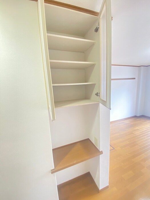 物件内観写真21　(収納)