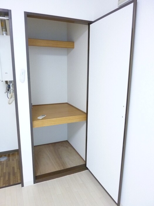 物件内観写真9　(収納)
