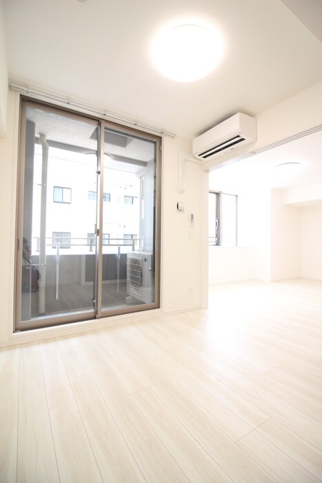 物件内観写真10　(居室)