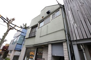 フローラ西荻外観写真