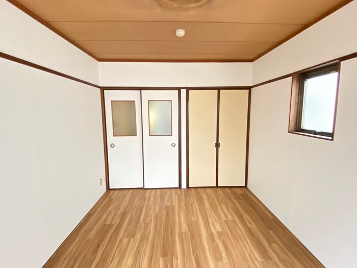物件内観写真8　(居室)