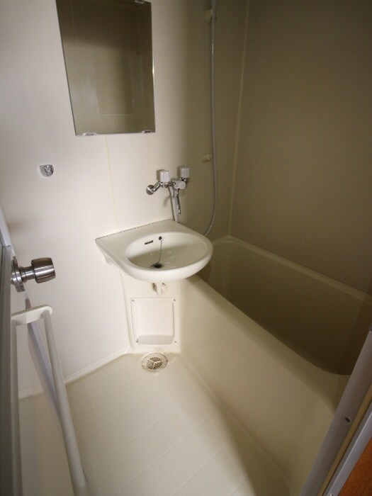 物件内観写真12　(バス／シャワールーム等)