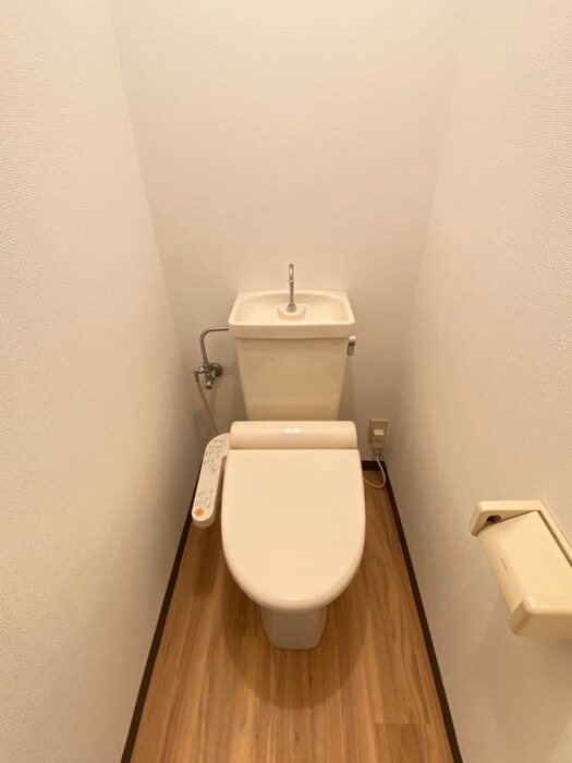 物件内観写真13　(トイレ)