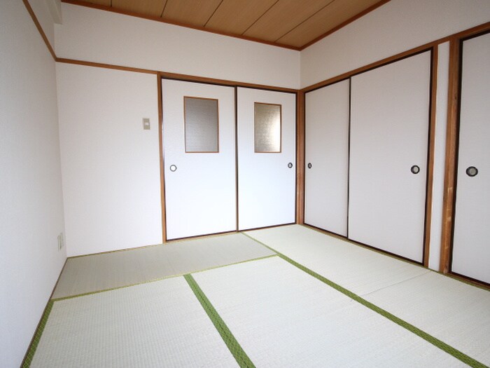 物件内観写真18　(居室)