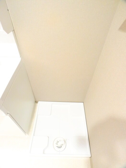 物件内観写真14　(洗濯機置場)