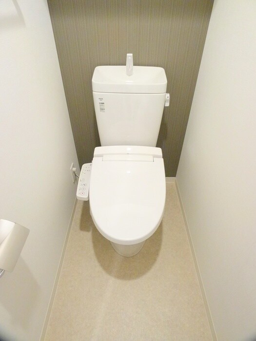 物件内観写真15　(トイレ)