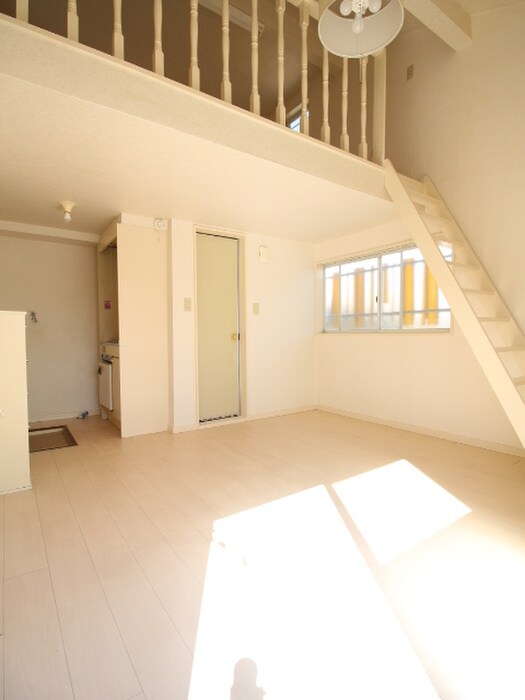 物件内観写真6　(居室)