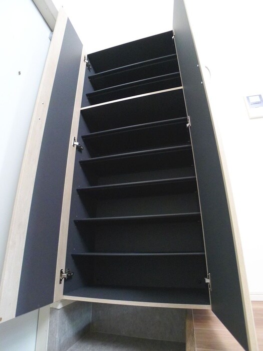 物件内観写真18　(靴箱)