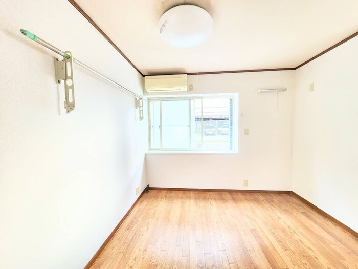 物件内観写真11　(居室)