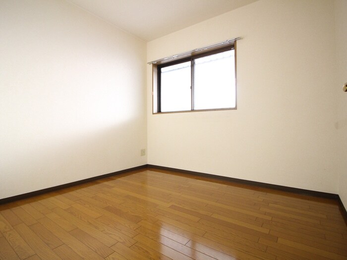 物件内観写真12　(居室)