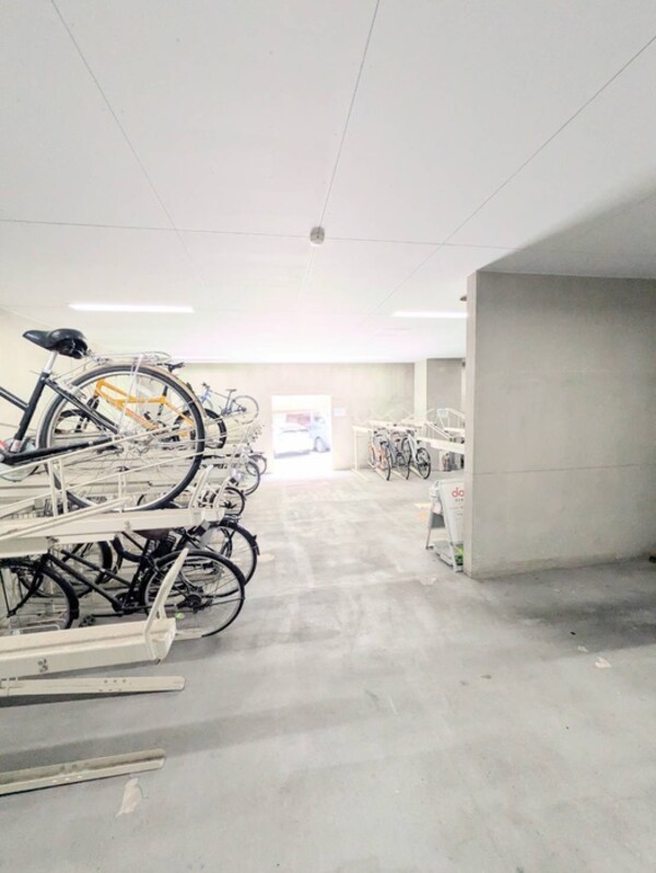 駐輪場
