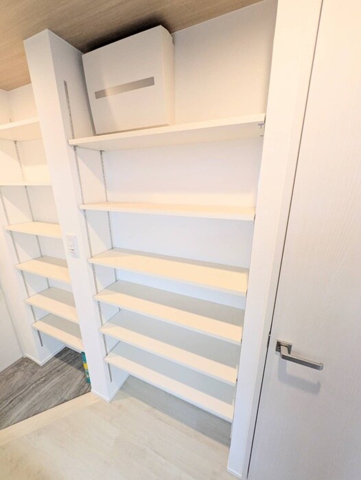 物件内観写真16　(靴箱)