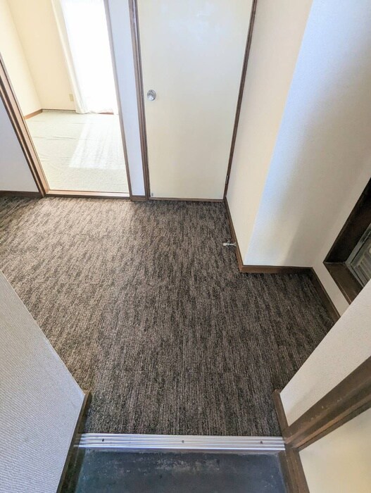 物件内観写真16　(廊下)