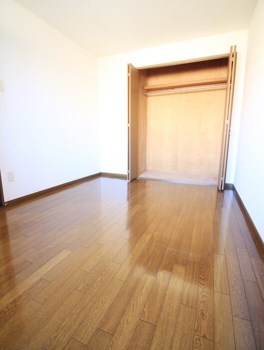 物件内観写真13　(収納)