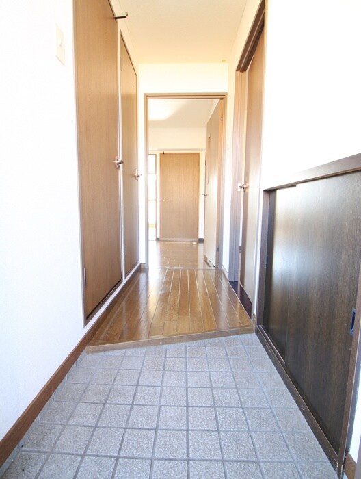 物件内観写真20　(玄関)