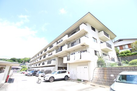 小田原城山ｻﾆｰﾊｲﾂ1号棟(122)外観写真