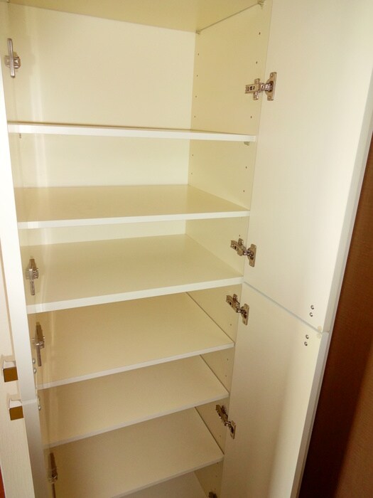 物件内観写真13　(靴箱)