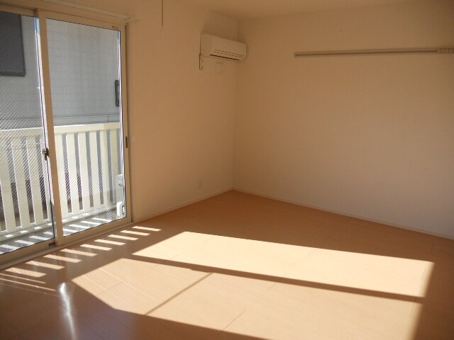 物件内観写真8　(内観写真)