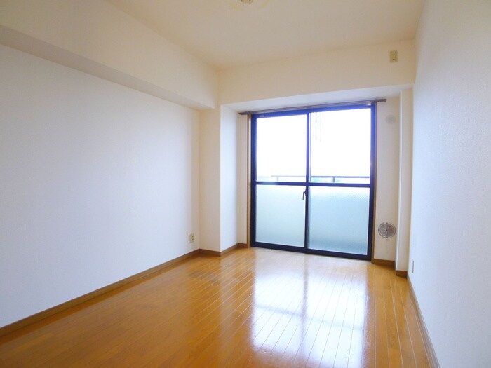 物件内観写真10　(ベランダ・バルコニー)