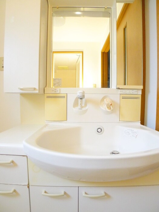 物件内観写真13　(洗面)