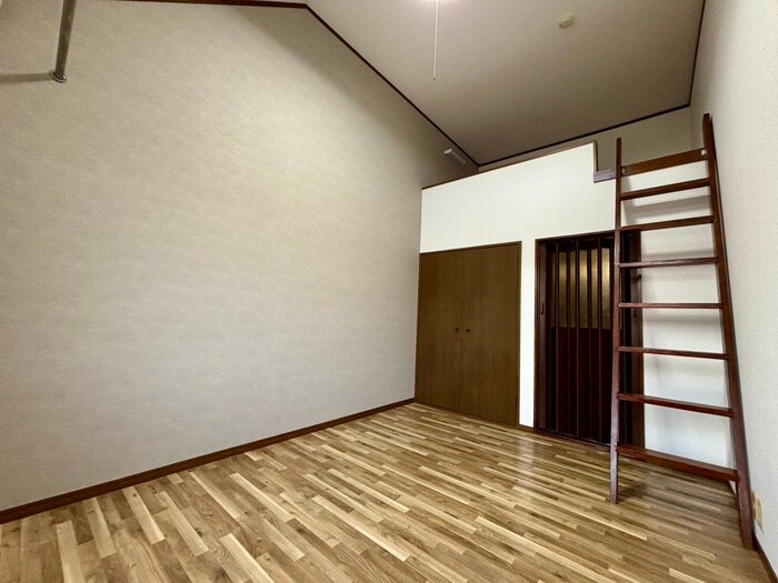 物件内観写真9　(居室)