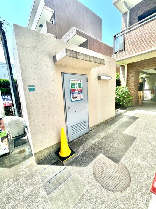 物件外観写真4　(建物設備)