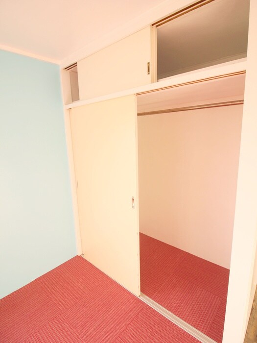 物件内観写真13　(収納)