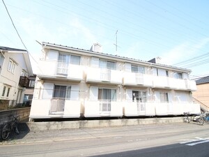サロンハイム外観写真