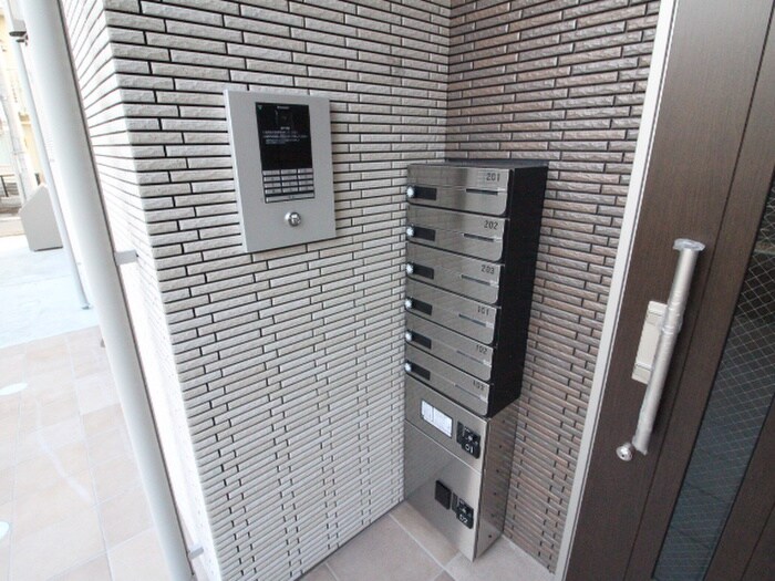 物件外観写真4　(建物設備)