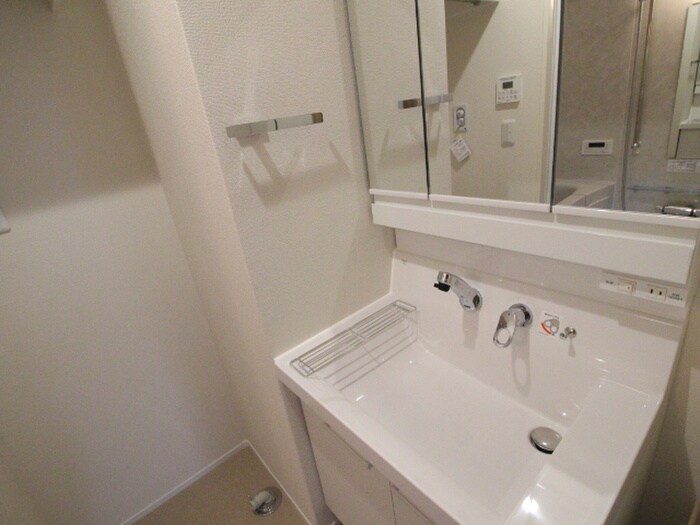 物件内観写真10　(洗面)