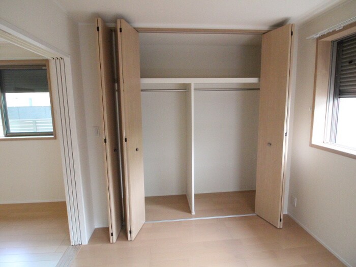 物件内観写真16　(収納)