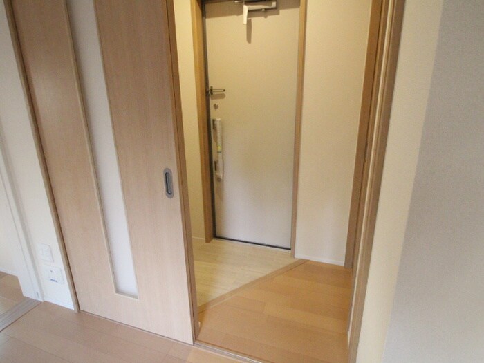 物件内観写真17　(廊下)