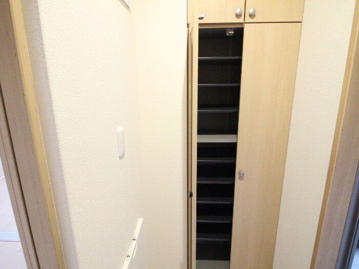物件内観写真22　(靴箱)