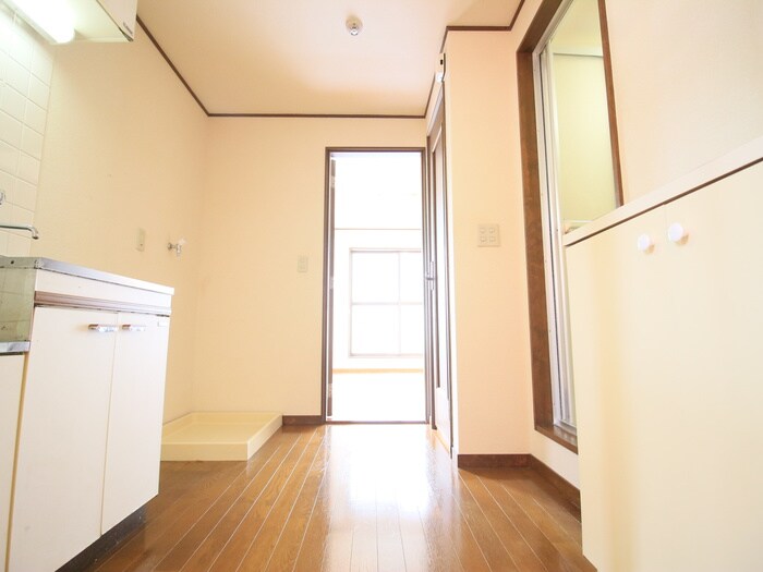 物件内観写真20　(廊下)