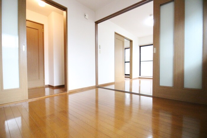 物件内観写真5　(居室)